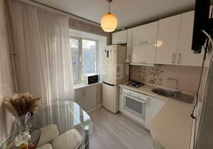 2-к квартира, вторичка, 42м2, 4/5 этаж