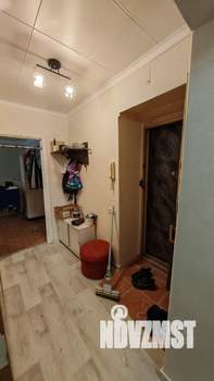 2-к квартира, вторичка, 49м2, 1/10 этаж