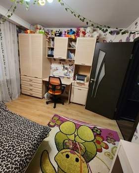 3-к квартира, вторичка, 79м2, 1/10 этаж