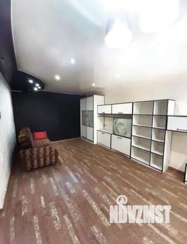 2-к квартира, вторичка, 52м2, 1/10 этаж