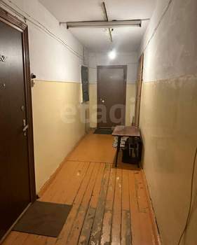 3-к квартира, вторичка, 60м2, 9/9 этаж