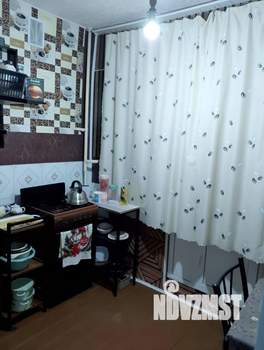 2-к квартира, вторичка, 42м2, 1/9 этаж