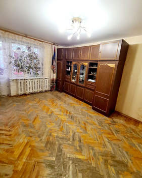 3-к квартира, вторичка, 63м2, 3/10 этаж