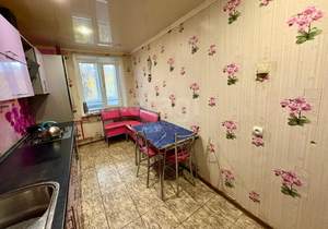 3-к квартира, вторичка, 60м2, 2/10 этаж