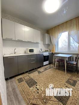 3-к квартира, вторичка, 63м2, 8/9 этаж