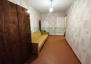 2-к квартира, вторичка, 44м2, 1/5 этаж