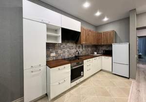 2-к квартира, вторичка, 58м2, 1/14 этаж