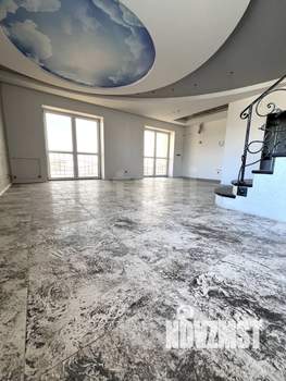 3-к квартира, вторичка, 94м2, 3/3 этаж