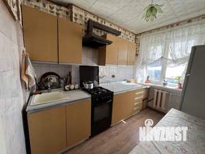 3-к квартира, вторичка, 60м2, 9/9 этаж