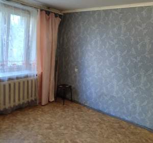 2-к квартира, вторичка, 43м2, 1/9 этаж