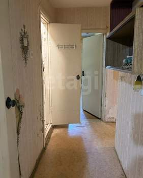 3-к квартира, вторичка, 63м2, 4/9 этаж