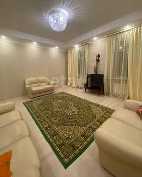 3-к квартира, вторичка, 73м2, 1/2 этаж