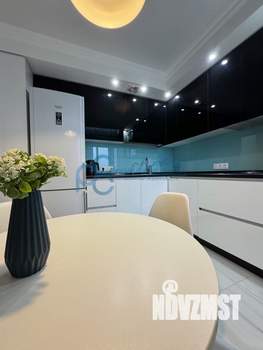 3-к квартира, вторичка, 73м2, 23/23 этаж