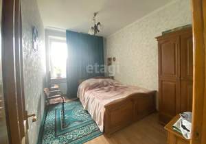 4-к квартира, вторичка, 131м2, 2/4 этаж