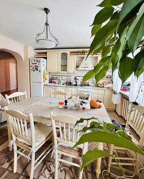 4-к квартира, вторичка, 158м2, 4/5 этаж