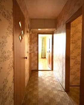 3-к квартира, вторичка, 65м2, 1/9 этаж
