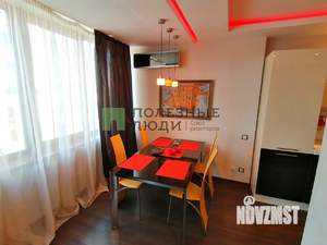 3-к квартира, вторичка, 107м2, 11/19 этаж