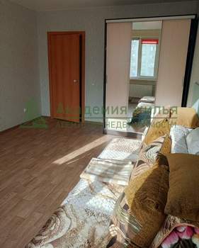 3-к квартира, вторичка, 69м2, 4/10 этаж