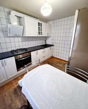 3-к квартира, вторичка, 63м2, 3/10 этаж