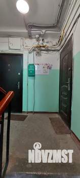 2-к квартира, вторичка, 42м2, 1/5 этаж