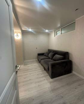 3-к квартира, вторичка, 52м2, 1/6 этаж