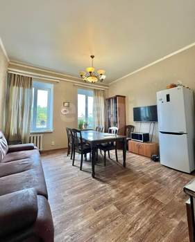 4-к квартира, вторичка, 106м2, 3/3 этаж