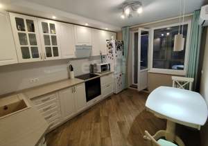 2-к квартира, вторичка, 62м2, 15/16 этаж