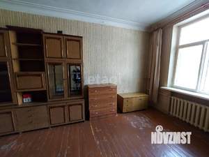 2-к квартира, вторичка, 62м2, 1/4 этаж