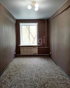 3-к квартира, вторичка, 74м2, 1/3 этаж