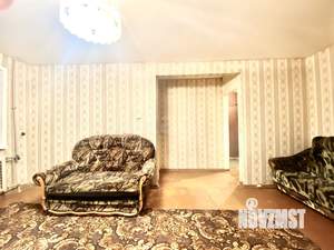 3-к квартира, вторичка, 58м2, 1/5 этаж