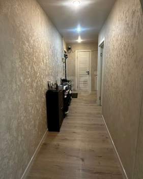 2-к квартира, вторичка, 57м2, 1/9 этаж