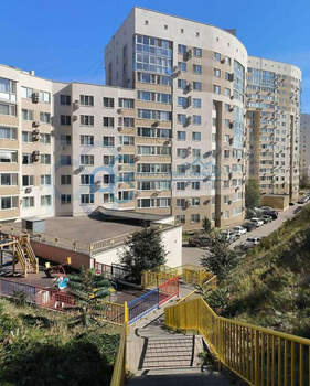 2-к квартира, вторичка, 61м2, 1/16 этаж