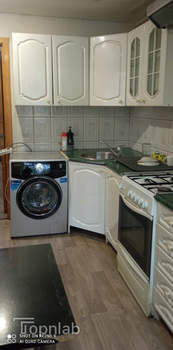 2-к квартира, вторичка, 45м2, 1/9 этаж