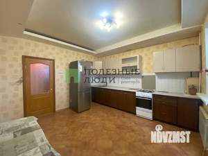 2-к квартира, вторичка, 63м2, 9/10 этаж