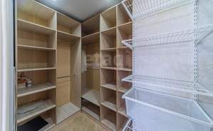 4-к квартира, вторичка, 99м2, 10/10 этаж