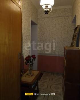 3-к квартира, вторичка, 61м2, 2/5 этаж