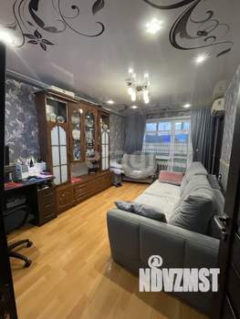 4-к квартира, вторичка, 61м2, 5/5 этаж