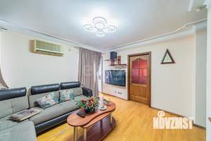 3-к квартира, вторичка, 70м2, 3/10 этаж