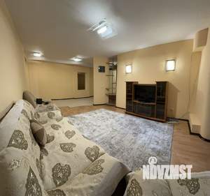 2-к квартира, вторичка, 68м2, 1/10 этаж