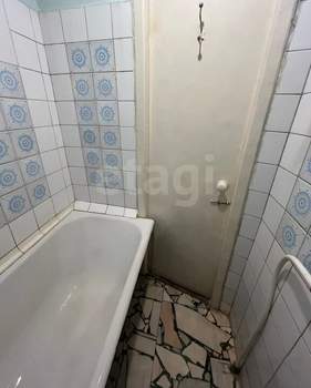 3-к квартира, вторичка, 59м2, 6/1 этаж