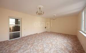4-к квартира, вторичка, 119м2, 2/5 этаж