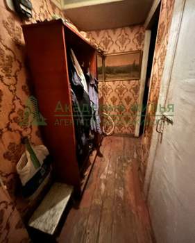 2-к квартира, вторичка, 43м2, 1/5 этаж