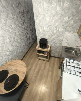 2-к квартира, вторичка, 42м2, 1/5 этаж