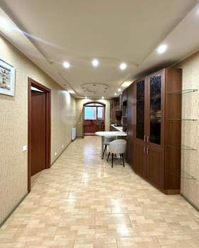 2-к квартира, вторичка, 63м2, 7/10 этаж