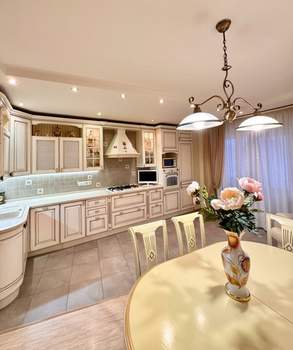 3-к квартира, вторичка, 116м2, 6/10 этаж