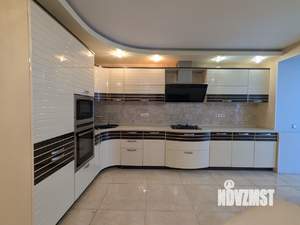 3-к квартира, вторичка, 90м2, 10/10 этаж