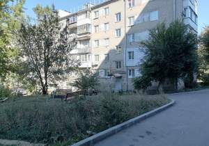 3-к квартира, вторичка, 58м2, 3/5 этаж