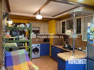 3-к квартира, вторичка, 82м2, 1/6 этаж