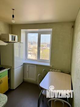 3-к квартира, вторичка, 42м2, 4/5 этаж