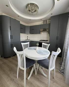 2-к квартира, вторичка, 63м2, 7/7 этаж